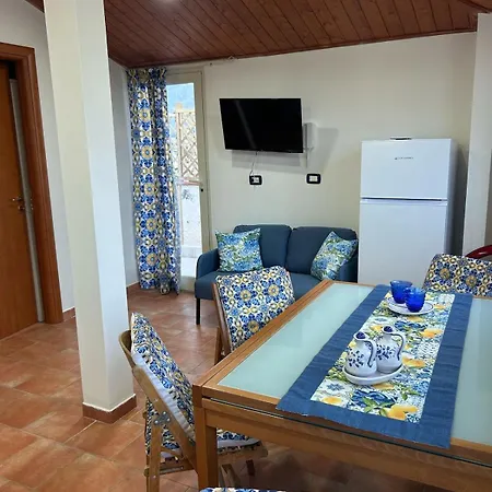 Colapesce Penthouse דירה גיארדיני נאקסוס